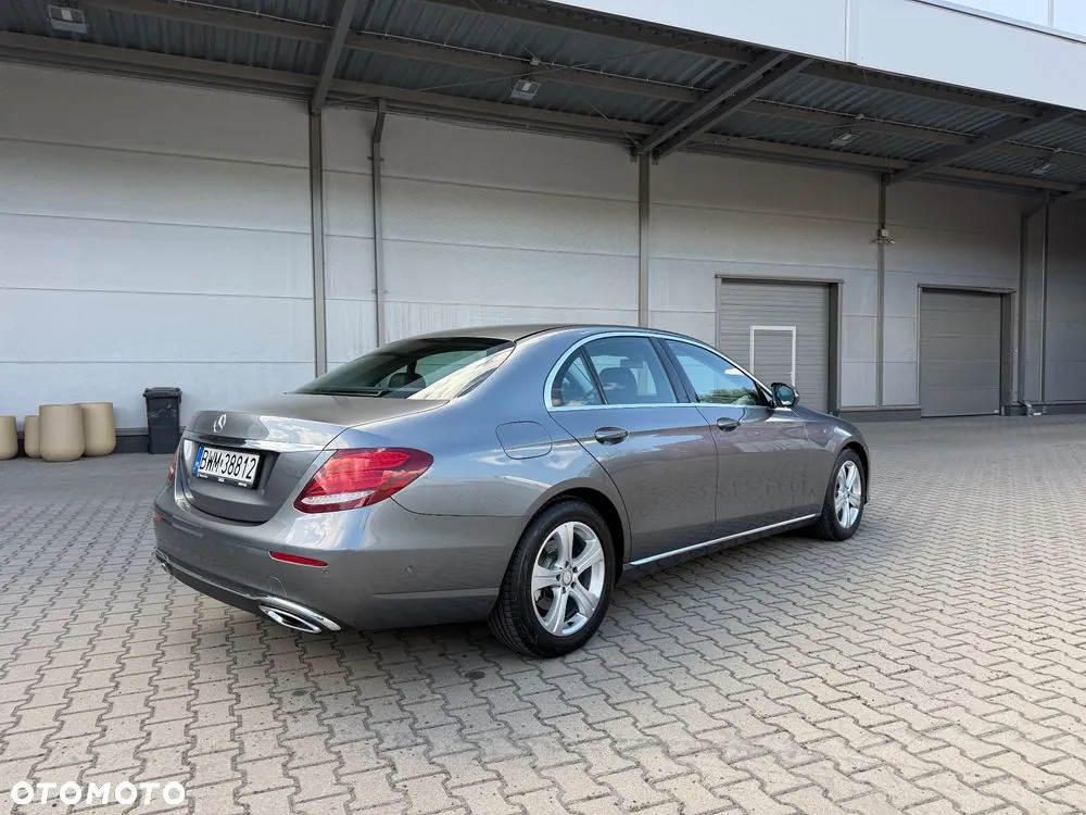Mercedes-Benz E-Class 2016 photo 5