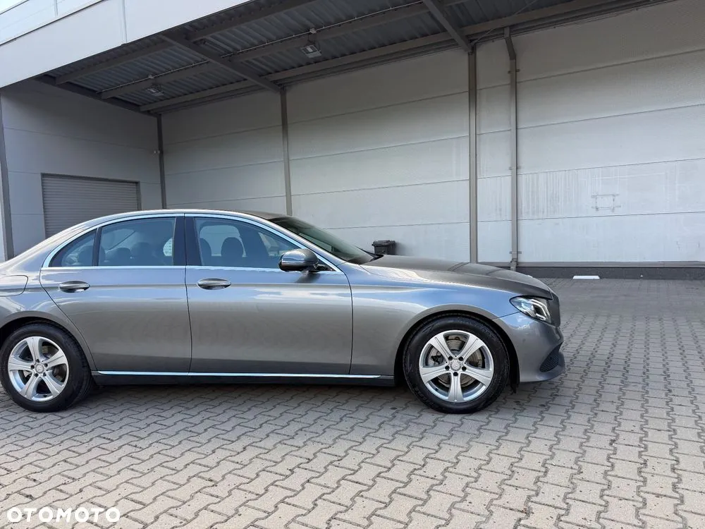 Mercedes-Benz E-Class 2016 photo 3