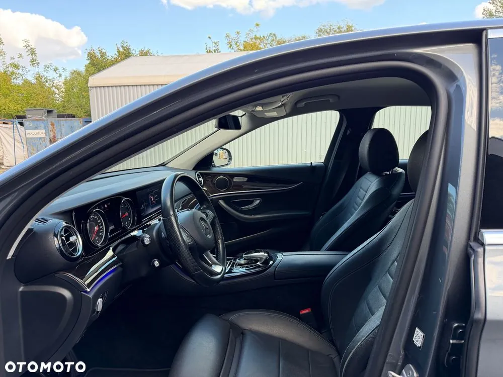 Mercedes-Benz E-Class 2016 photo 4