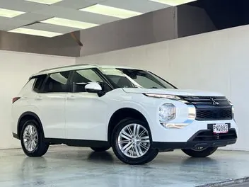 Mitsubishi Outlander 2022 photo 5