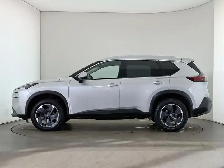 Nissan X-Trail 2025 photo 4