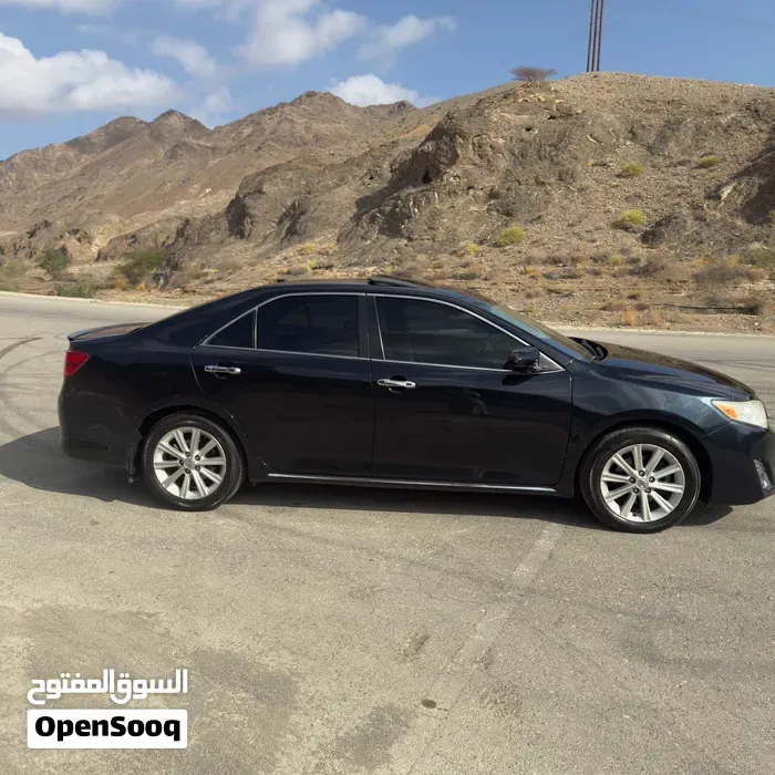 Toyota Camry 2014 photo 2