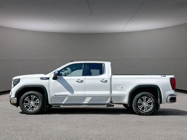 GMC Sierra 1500 2023 photo 2