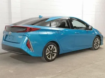 Toyota Prius 2017 photo 3