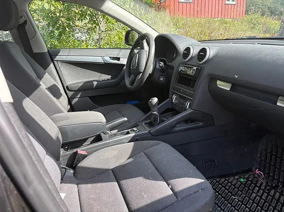 Audi A3 2010 photo 4