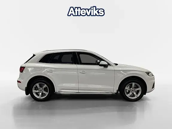 Audi Q5 2017 photo 2