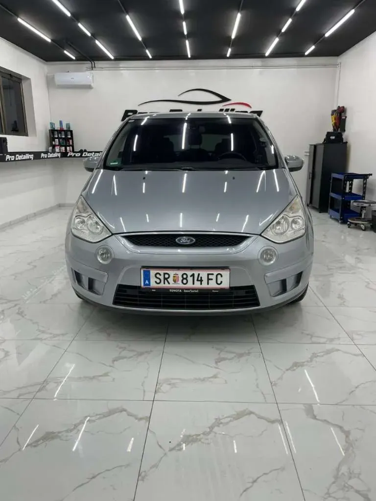 Ford S-Max 2009 photo 3
