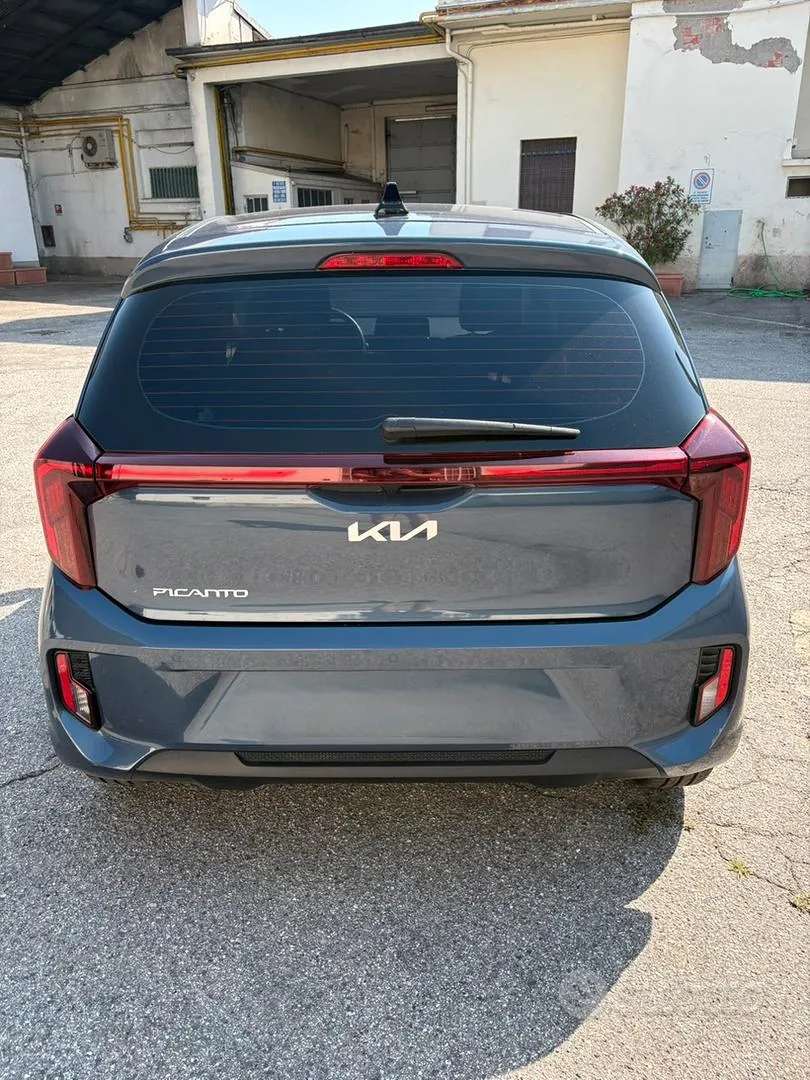 Kia Picanto 2025 photo 4