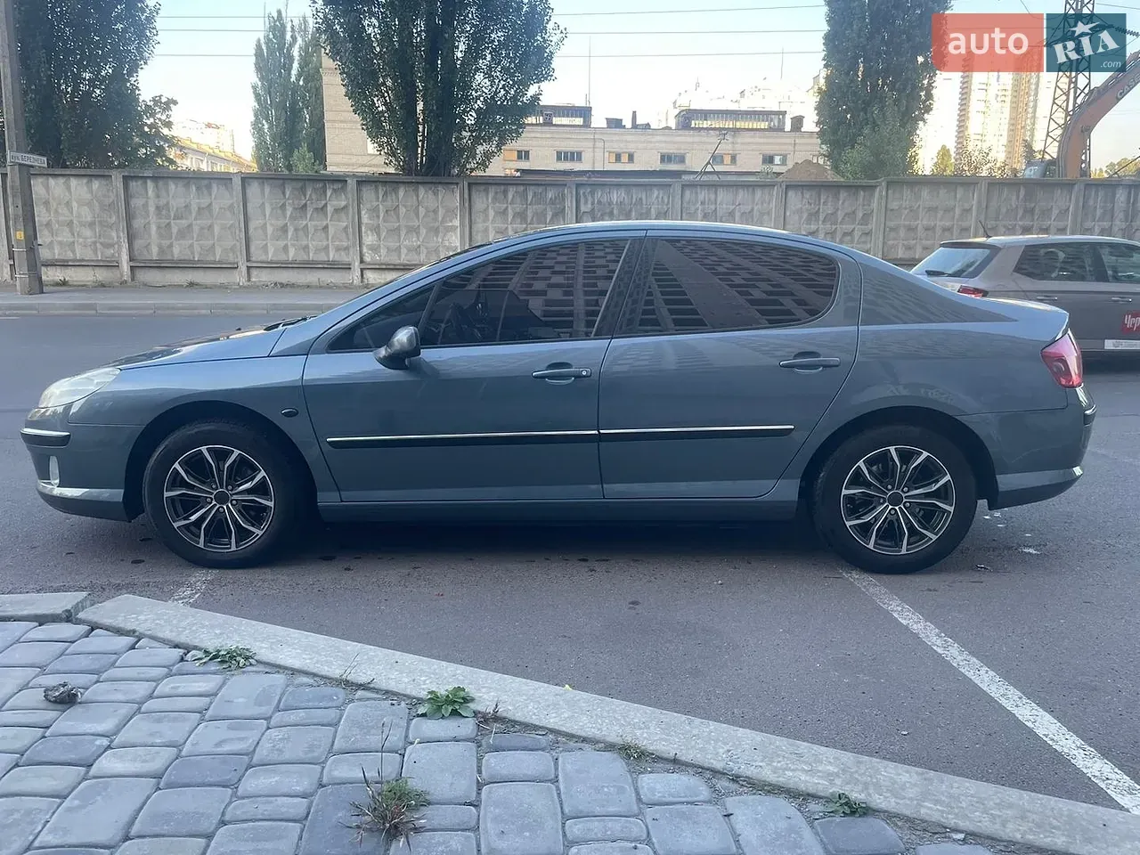 Peugeot 407 2008 photo 5