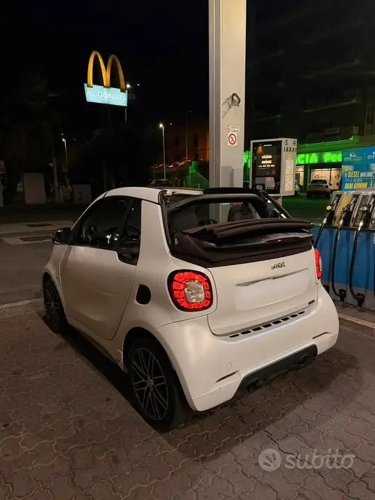 Smart Fortwo 2019 photo 2