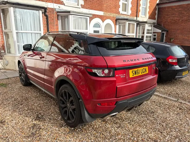 Land Rover Range Rover Evoque 2011 photo 4