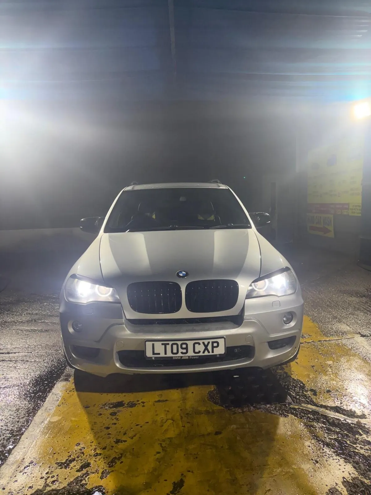 BMW X5 2009 photo 2
