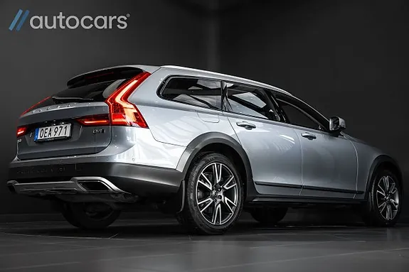 Volvo V90 Cross Country 2017 photo 3