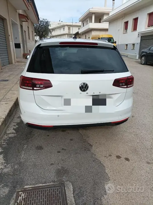 Volkswagen Passat 2020 photo 2