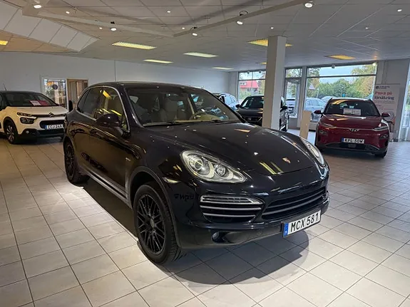 Porsche Cayenne S 2012 photo 4