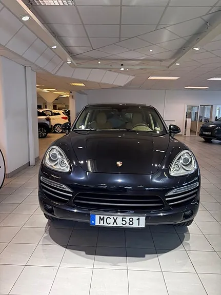 Porsche Cayenne S 2012 photo 5