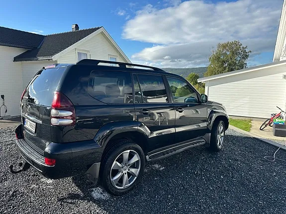 Toyota Land Cruiser 2008 photo 4