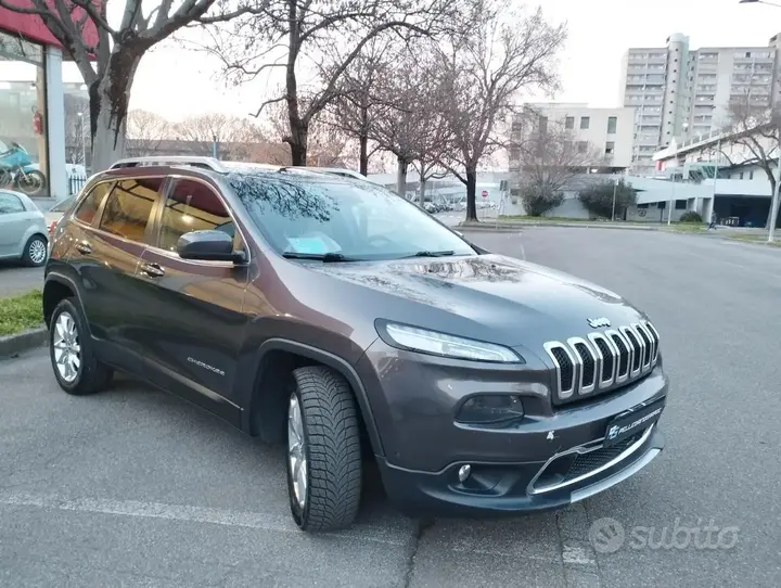 Jeep Cherokee 2015 photo 4