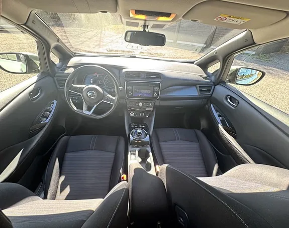 Nissan Leaf 2018 photo 5