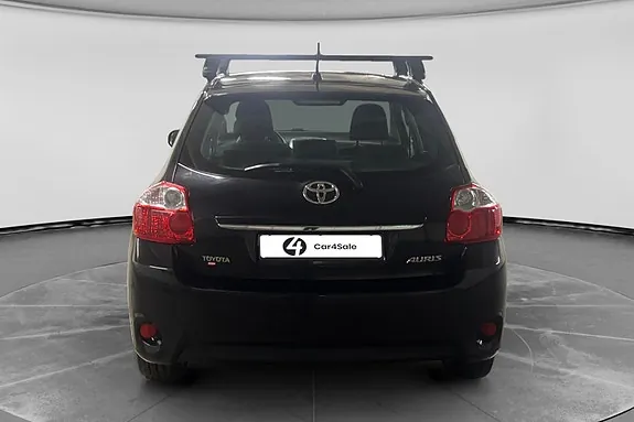 Toyota Auris 2011 photo 4