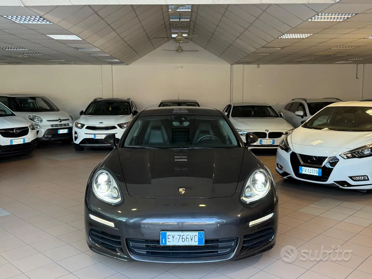 Porsche Panamera 2015 photo 2