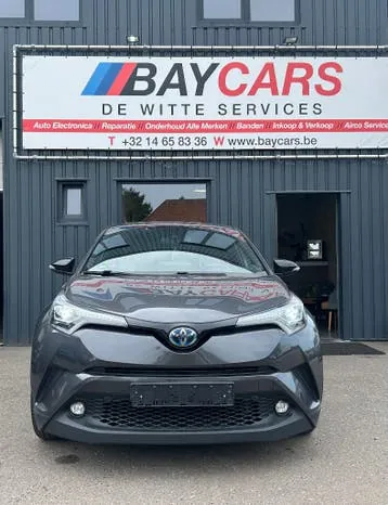 Toyota C-Hr 2018 photo 3