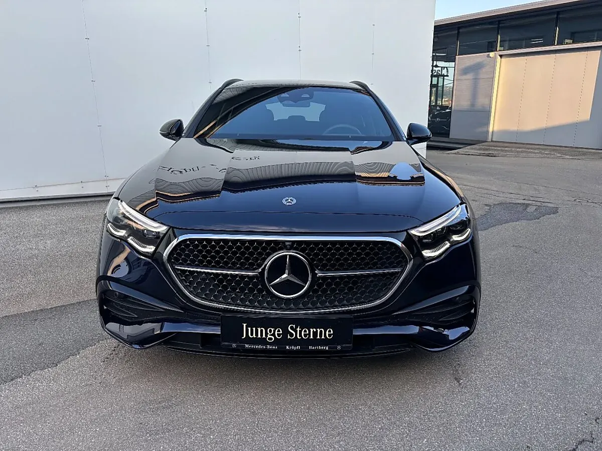 Mercedes-Benz E-Class 2025 photo 3