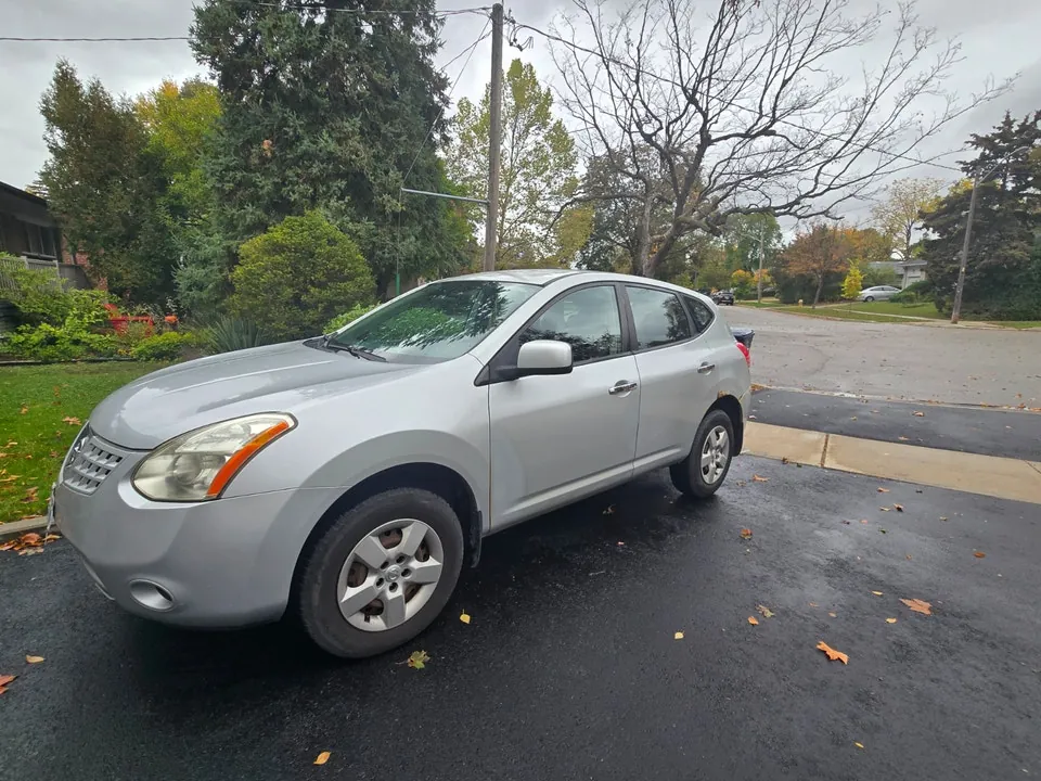 Nissan Rogue 2010 photo 4