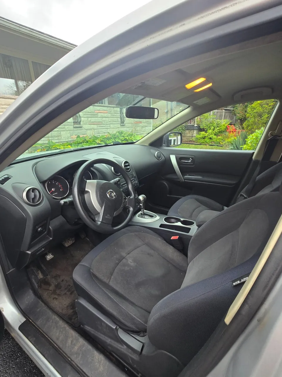 Nissan Rogue 2010 photo 5