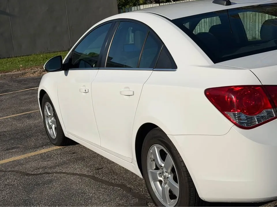Chevrolet Cruze 2015 photo 2