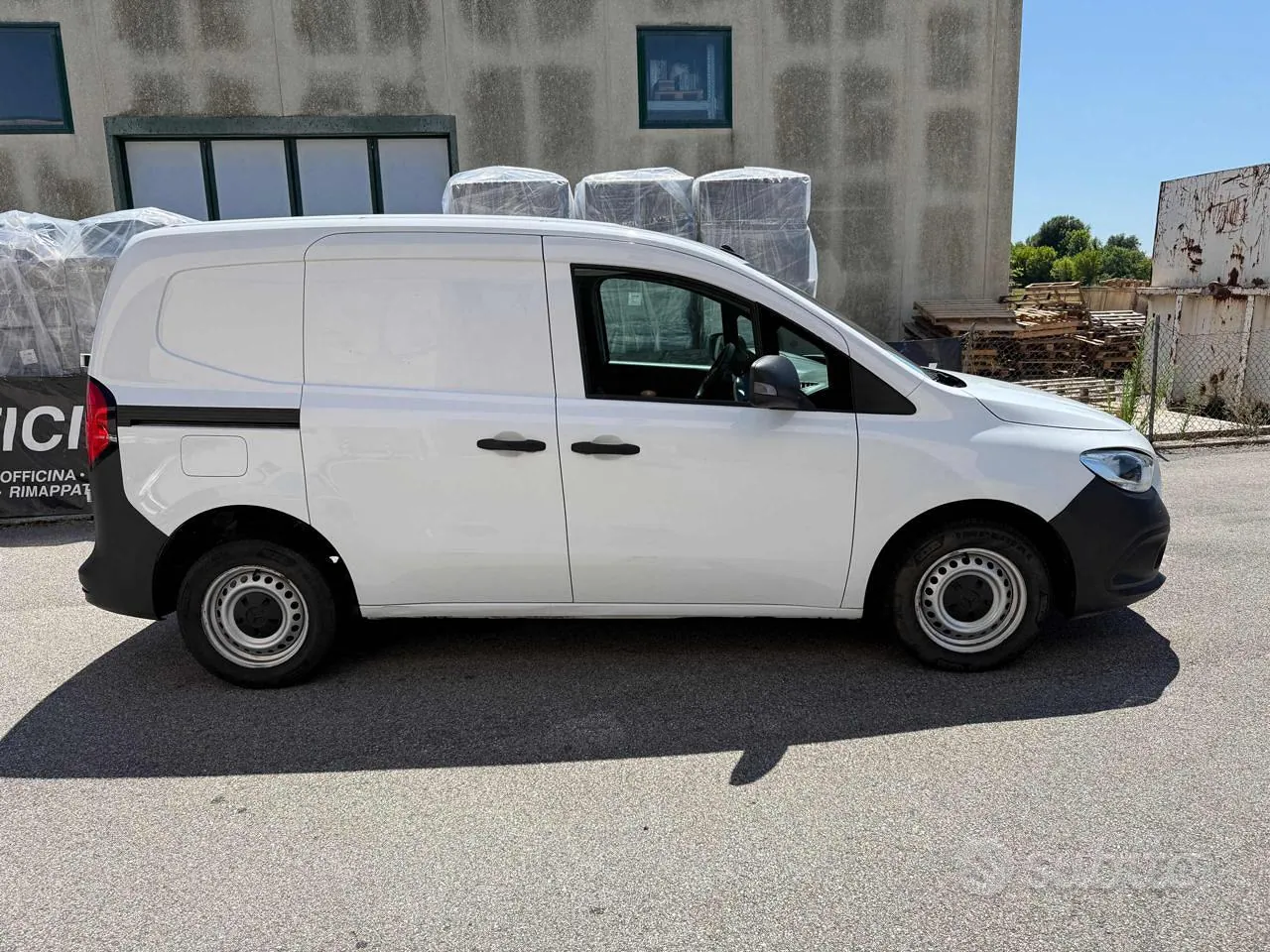 Mercedes-Benz Citan 2023 photo 2