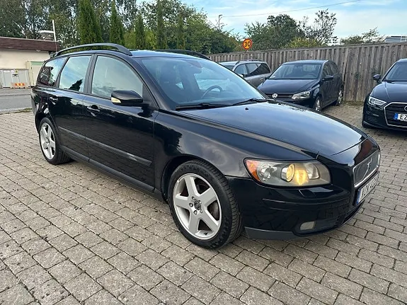 Volvo V50 2006 photo 2