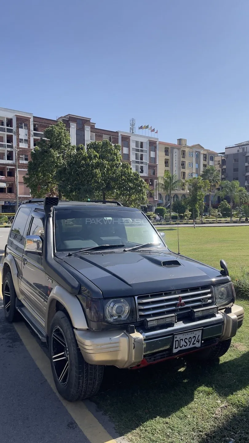 Mitsubishi Pajero