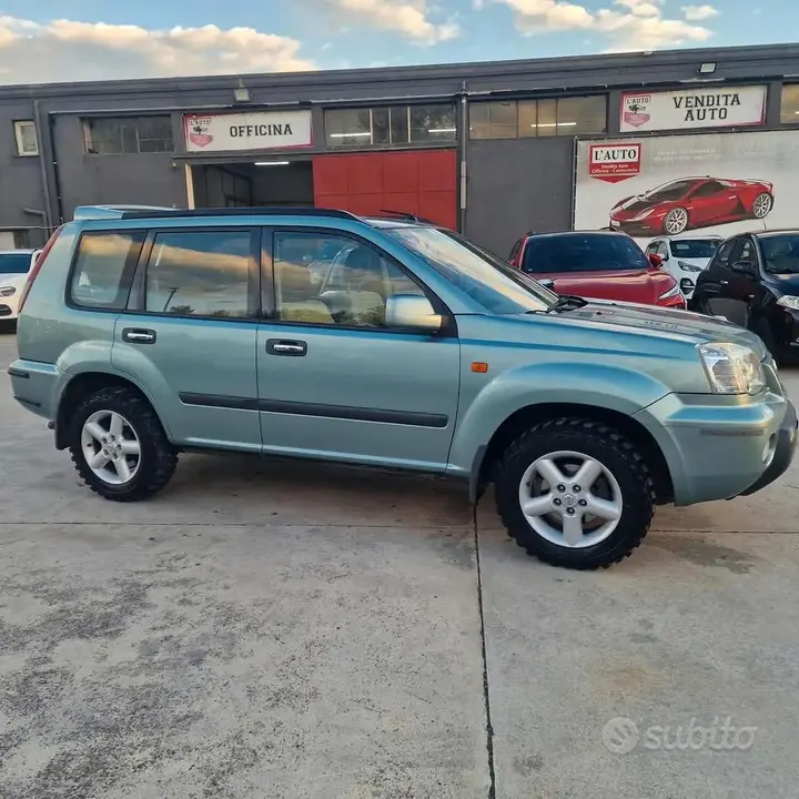 Nissan X-Trail 2002 photo 2