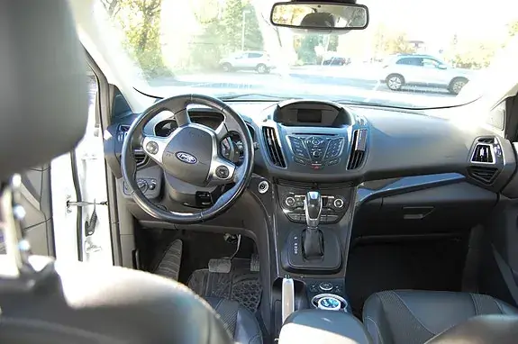 Ford Kuga 2016 photo 3