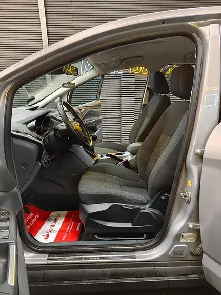 Ford C-Max 2013 photo 5