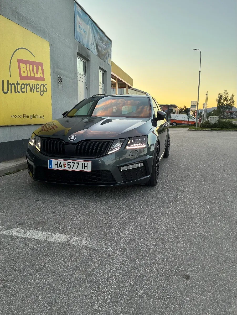 Skoda Octavia 2019 photo 2