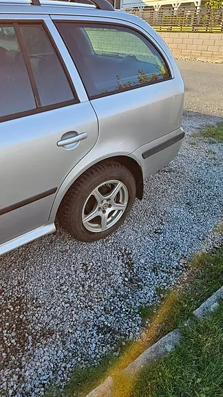 Skoda Octavia 2007 photo 3