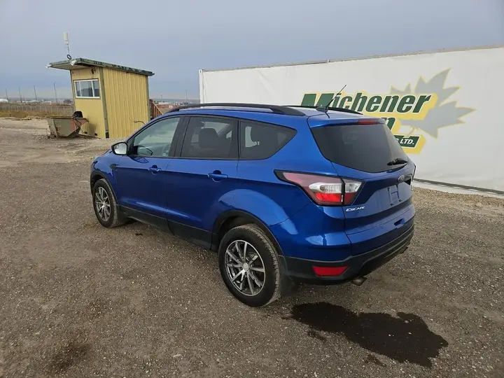 Ford Escape 2017 photo 3