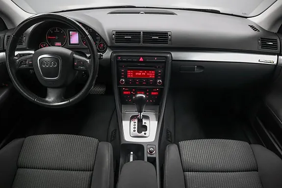 Audi A4 2007 photo 2