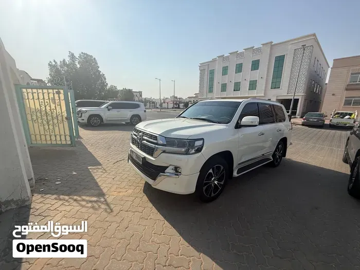 Nissan Patrol 2011 photo 5