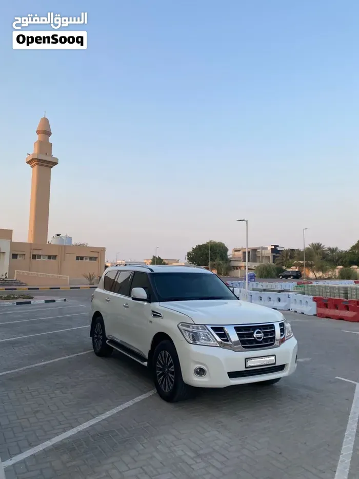 Nissan Patrol 2011 photo 4