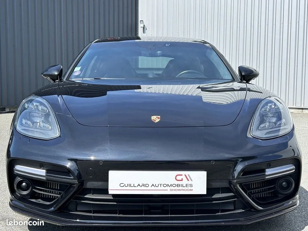 Porsche Panamera 2018 photo 2