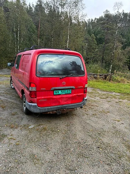 Toyota Hiace 2005 photo 4