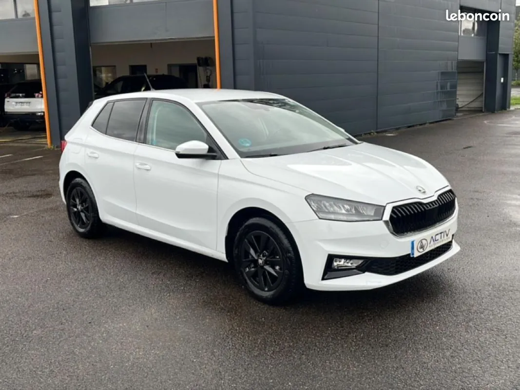 Skoda Fabia 2025 photo 3