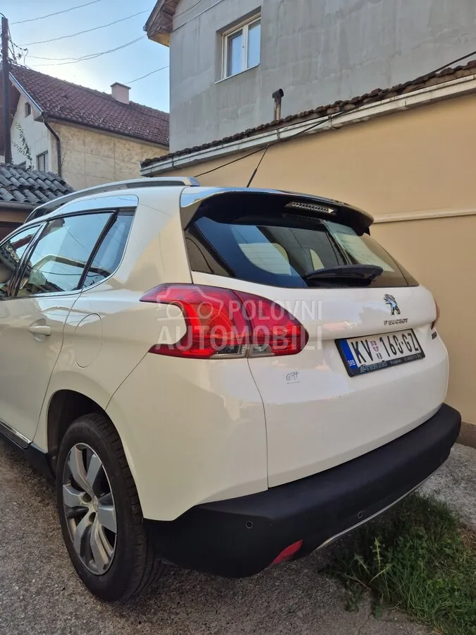 Peugeot 2008 2014 photo 4