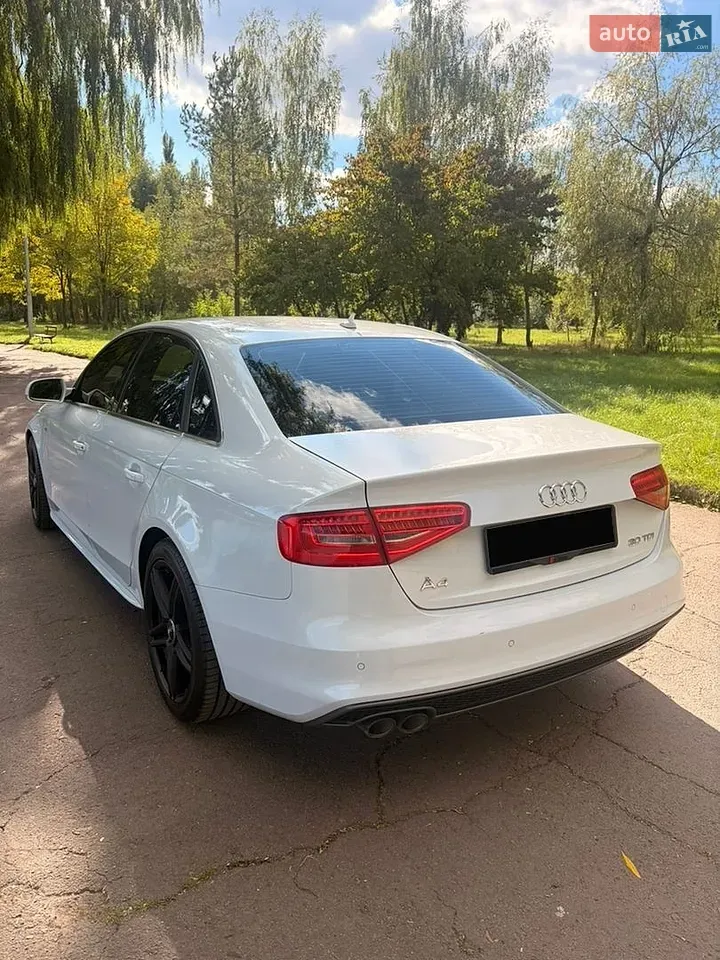Audi A4 2015 photo 4
