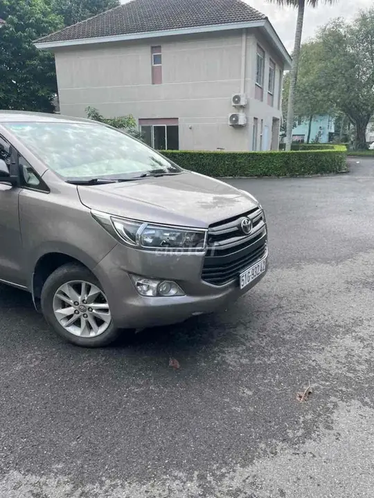 Toyota Innova 2019 photo 3
