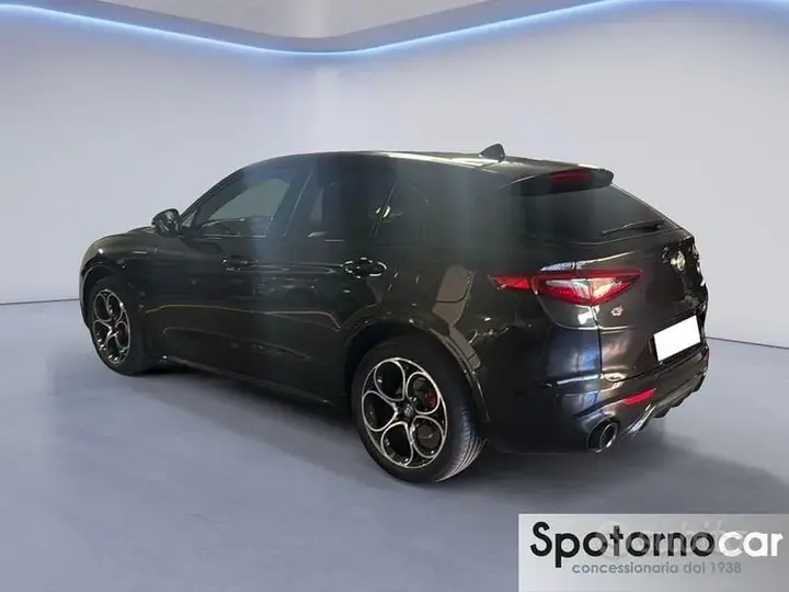 Alfa Romeo Stelvio 2022 photo 3