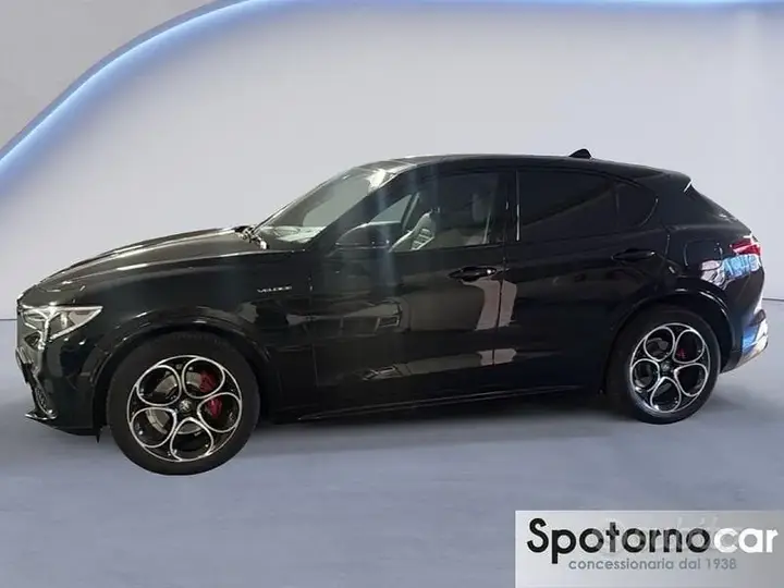 Alfa Romeo Stelvio 2022 photo 2